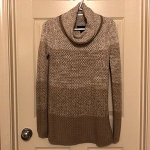 Women’s Cowlneck sweater